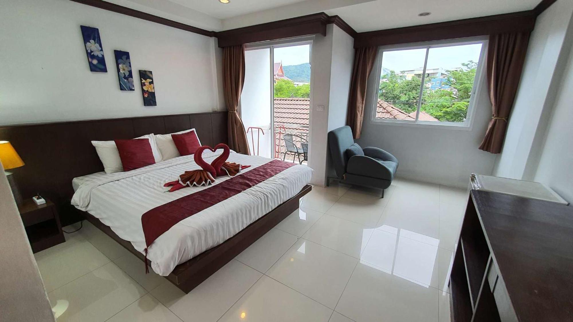 水果天堂旅馆 Hotell Patong Eksteriør bilde